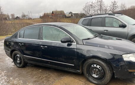 Volkswagen Passat B6, 2007 год, 600 000 рублей, 3 фотография