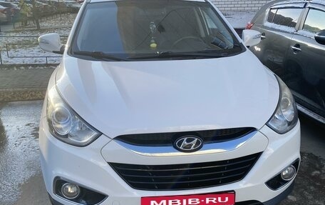 Hyundai ix35 I рестайлинг, 2011 год, 1 470 000 рублей, 2 фотография