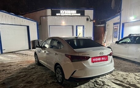 Hyundai Solaris II рестайлинг, 2021 год, 1 480 000 рублей, 4 фотография