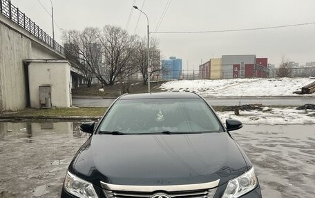 Toyota Camry, 2014 год, 1 850 000 рублей, 3 фотография