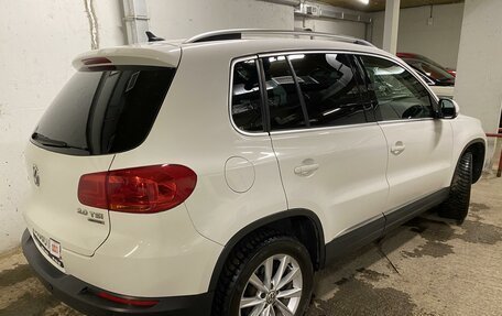 Volkswagen Tiguan I, 2011 год, 1 744 000 рублей, 6 фотография