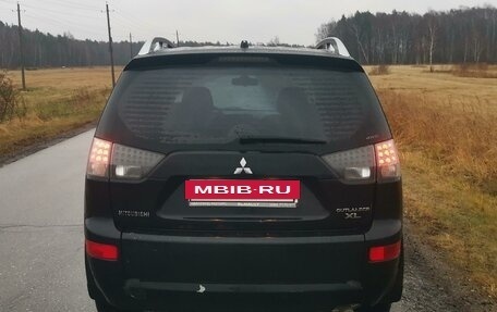 Mitsubishi Outlander III рестайлинг 3, 2008 год, 1 250 000 рублей, 11 фотография