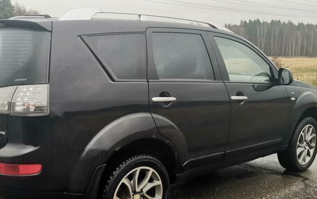 Mitsubishi Outlander III рестайлинг 3, 2008 год, 1 250 000 рублей, 27 фотография