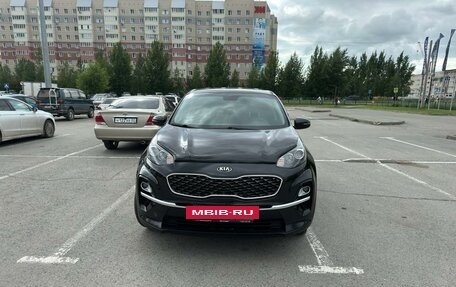 KIA Sportage IV рестайлинг, 2020 год, 2 380 000 рублей, 3 фотография