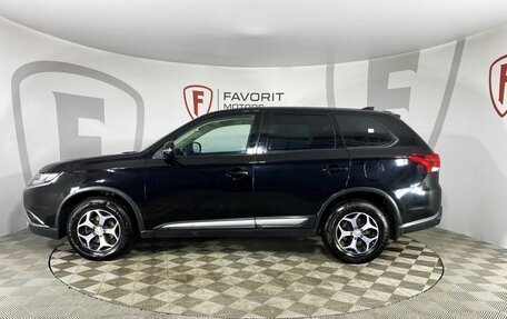 Mitsubishi Outlander III рестайлинг 3, 2018 год, 1 610 000 рублей, 5 фотография