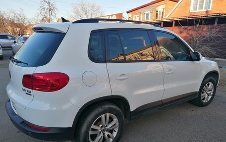 Volkswagen Tiguan I, 2014 год, 2 200 000 рублей, 3 фотография