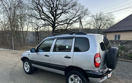 Chevrolet Niva I рестайлинг, 2008 год, 520 000 рублей, 3 фотография