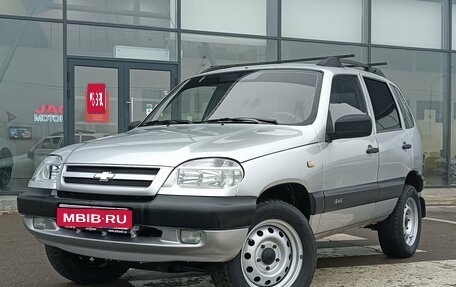 Chevrolet Niva I рестайлинг, 2004 год, 360 000 рублей, 1 фотография