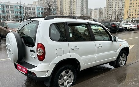 Chevrolet Niva I рестайлинг, 2010 год, 670 000 рублей, 6 фотография