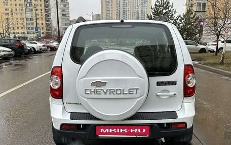 Chevrolet Niva I рестайлинг, 2010 год, 670 000 рублей, 7 фотография