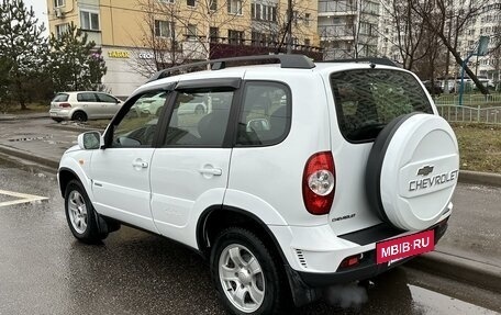 Chevrolet Niva I рестайлинг, 2010 год, 670 000 рублей, 8 фотография