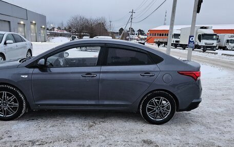 Hyundai Solaris II рестайлинг, 2021 год, 1 790 000 рублей, 4 фотография