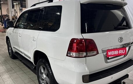 Toyota Land Cruiser 200, 2011 год, 2 997 000 рублей, 16 фотография