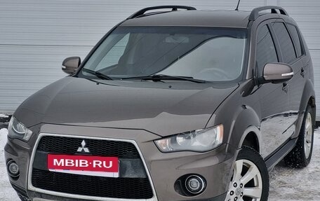 Mitsubishi Outlander III рестайлинг 3, 2010 год, 1 217 000 рублей, 1 фотография