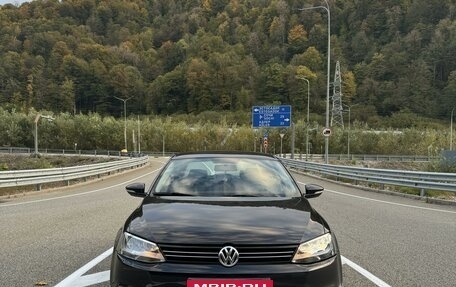 Volkswagen Jetta VI, 2012 год, 1 000 000 рублей, 1 фотография