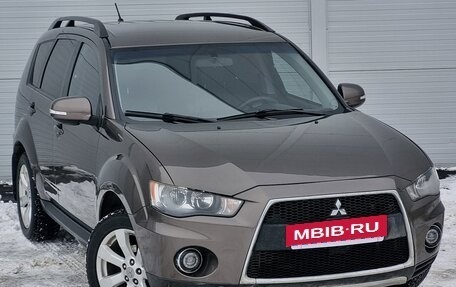 Mitsubishi Outlander III рестайлинг 3, 2010 год, 1 217 000 рублей, 3 фотография