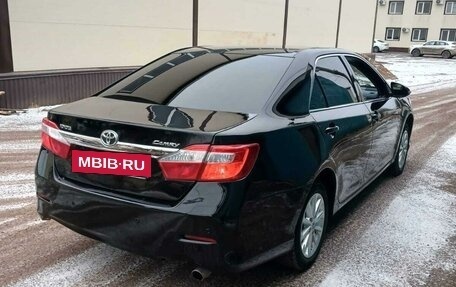 Toyota Camry, 2014 год, 1 330 000 рублей, 2 фотография