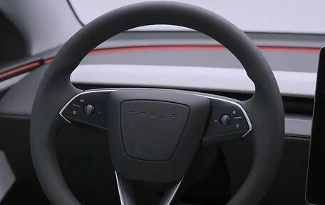 Tesla Model Y I, 2025 год, 6 000 000 рублей, 10 фотография