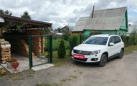 Volkswagen Tiguan I, 2014 год, 1 600 000 рублей, 4 фотография