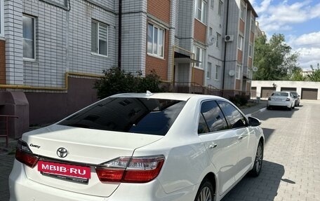 Toyota Camry, 2017 год, 2 850 000 рублей, 17 фотография