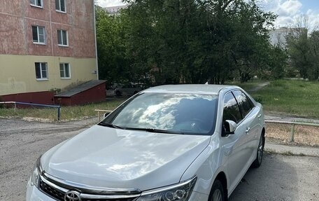 Toyota Camry, 2017 год, 2 850 000 рублей, 24 фотография