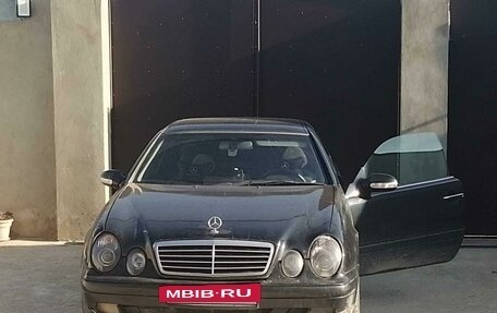 Mercedes-Benz CLK-Класс, 2001 год, 495 000 рублей, 2 фотография