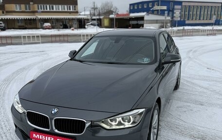 BMW 3 серия, 2014 год, 1 950 000 рублей, 3 фотография