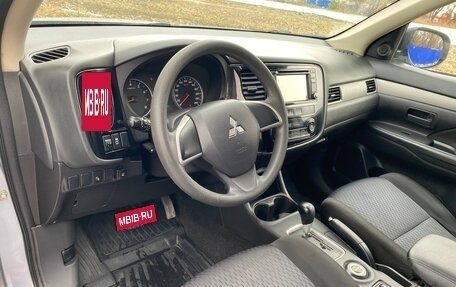 Mitsubishi Outlander III рестайлинг 3, 2012 год, 1 450 000 рублей, 9 фотография