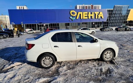 Renault Logan II, 2019 год, 900 000 рублей, 10 фотография