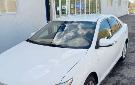 Toyota Camry, 2014 год, 1 650 000 рублей, 4 фотография