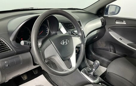 Hyundai Solaris II рестайлинг, 2013 год, 929 000 рублей, 11 фотография