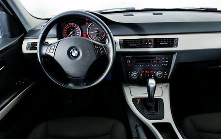 BMW 3 серия, 2011 год, 1 120 000 рублей, 14 фотография