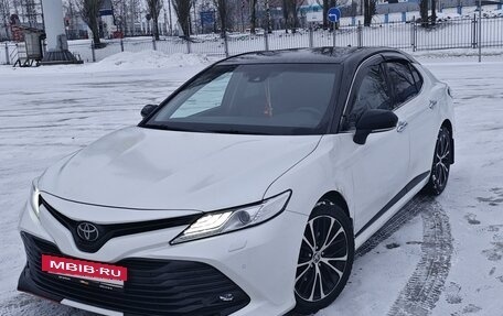 Toyota Camry, 2021 год, 3 310 000 рублей, 3 фотография