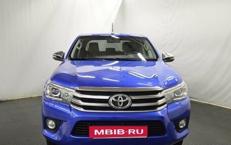 Toyota Hilux VIII, 2017 год, 3 550 000 рублей, 2 фотография