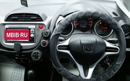 Honda Fit III, 2010 год, 798 000 рублей, 14 фотография