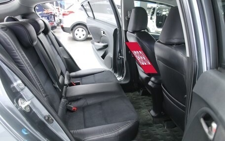 Honda Insight II рестайлинг, 2013 год, 1 243 000 рублей, 14 фотография