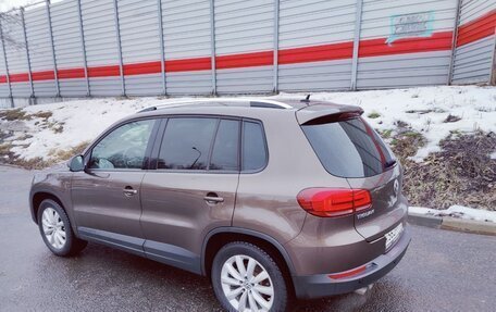 Volkswagen Tiguan I, 2015 год, 1 950 000 рублей, 2 фотография