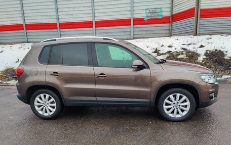 Volkswagen Tiguan I, 2015 год, 1 950 000 рублей, 4 фотография