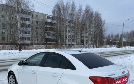 Chevrolet Cruze II, 2011 год, 620 000 рублей, 4 фотография