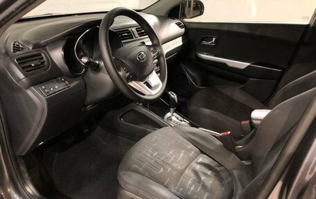 KIA Rio III рестайлинг, 2013 год, 859 000 рублей, 15 фотография