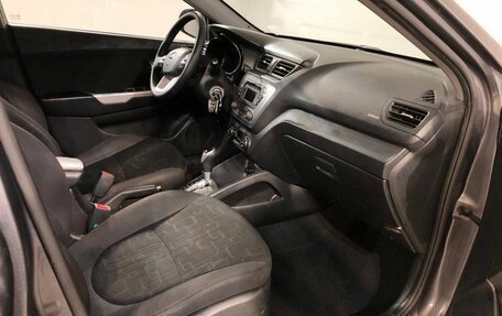 KIA Rio III рестайлинг, 2013 год, 859 000 рублей, 14 фотография