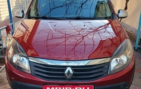 Renault Sandero I, 2014 год, 950 000 рублей, 8 фотография