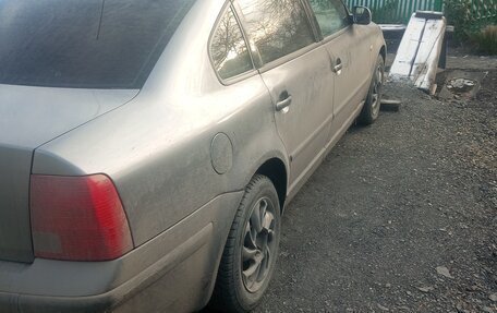 Volkswagen Passat B5+ рестайлинг, 1998 год, 370 000 рублей, 3 фотография