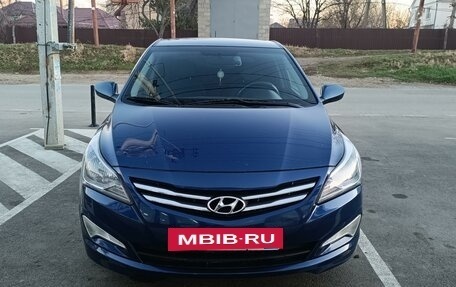 Hyundai Solaris II рестайлинг, 2014 год, 730 000 рублей, 2 фотография