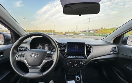 Hyundai Solaris II рестайлинг, 2021 год, 1 700 000 рублей, 7 фотография