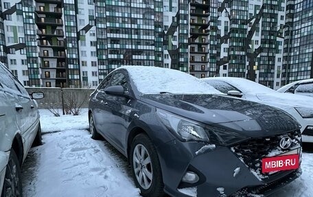 Hyundai Solaris II рестайлинг, 2021 год, 1 700 000 рублей, 3 фотография