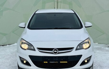 Opel Astra J, 2013 год, 975 000 рублей, 2 фотография