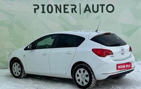 Opel Astra J, 2013 год, 975 000 рублей, 7 фотография