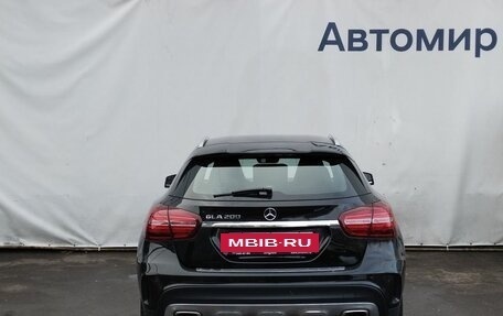 Mercedes-Benz GLA, 2018 год, 2 500 000 рублей, 6 фотография