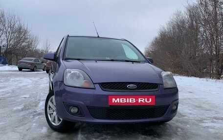 Ford Fiesta, 2007 год, 530 000 рублей, 2 фотография